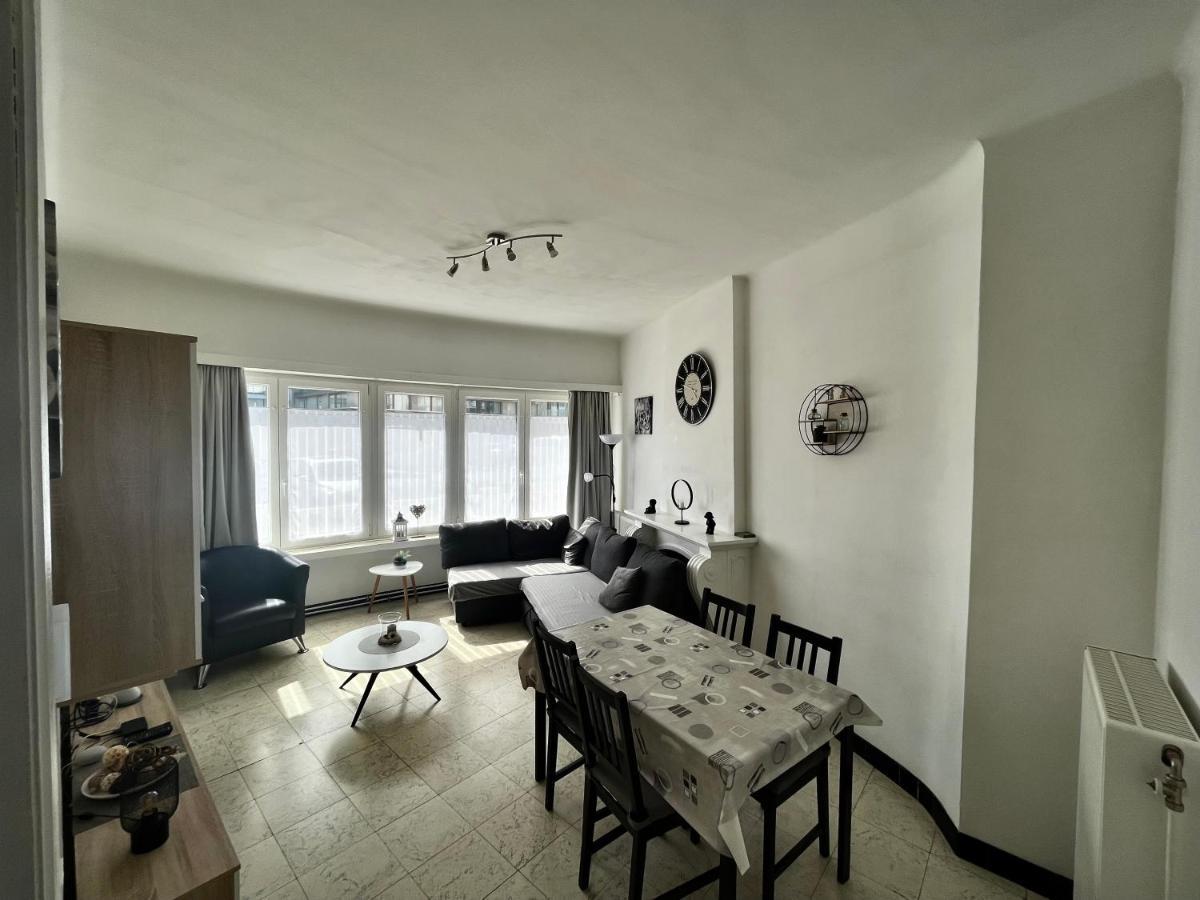 Appartement Le Royal. De Panne Buitenkant foto