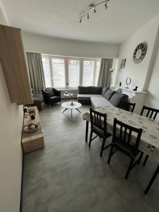 Appartement Le Royal. De Panne Buitenkant foto